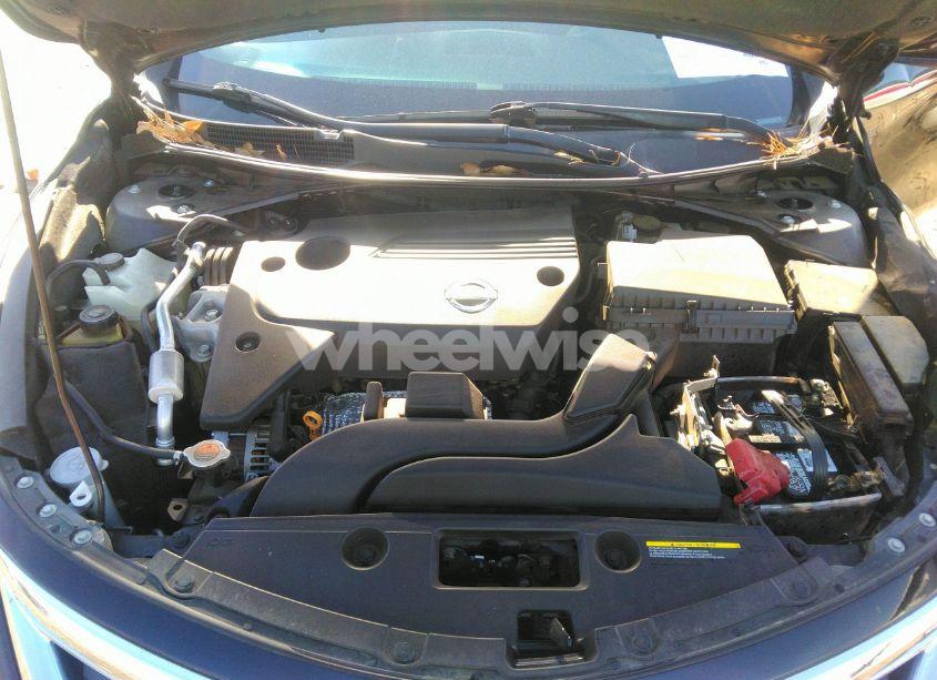 Photo 10 of 2015 Nissan Altima 2.5/2.5 S/2.5 SL/2.5 SV (VIN 1N4AL3AP6FC269934)