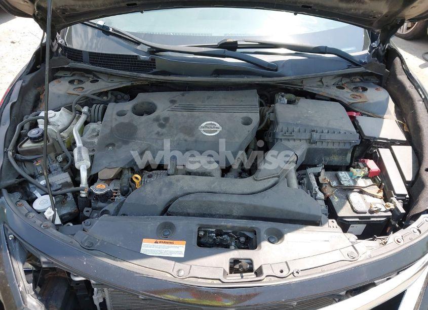 Photo 10 of 2015 Nissan Altima 2.5 SV (VIN 1N4AL3AP6FC275054)