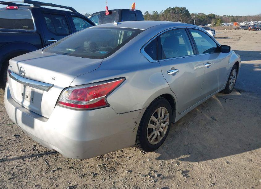 Photo 4 of 2015 Nissan Altima 2.5/2.5 S/2.5 SL/2.5 SV (VIN 1N4AL3AP6FC283039)