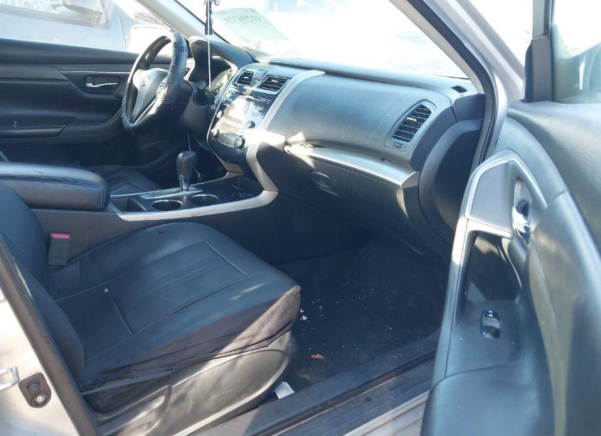 Photo 5 of 2015 Nissan Altima 2.5/2.5 S/2.5 SL/2.5 SV (VIN 1N4AL3AP6FC283039)