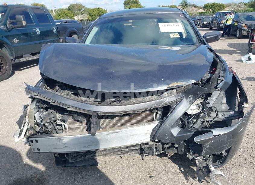 Photo 13 of 2015 Nissan Altima 2.5 SV (VIN 1N4AL3AP6FC295952)