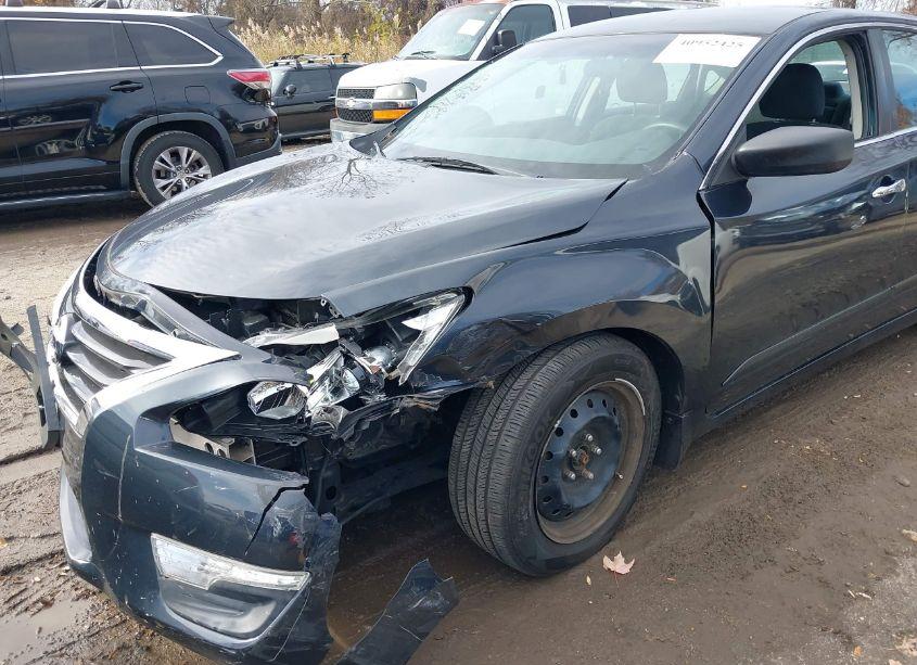 Photo 13 of 2015 Nissan Altima 2.5 S (VIN 1N4AL3AP6FC409979)