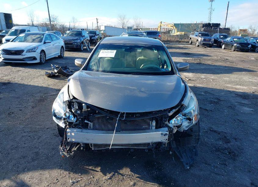 Photo 13 of 2015 Nissan Altima 2.5 S (VIN 1N4AL3AP6FC422621)