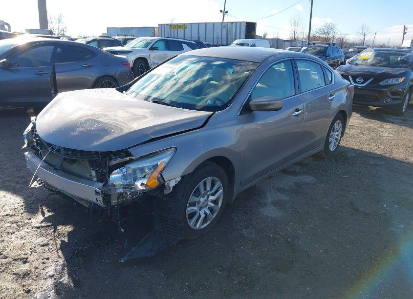 Photo 2 of 2015 Nissan Altima 2.5 S (VIN 1N4AL3AP6FC422621)