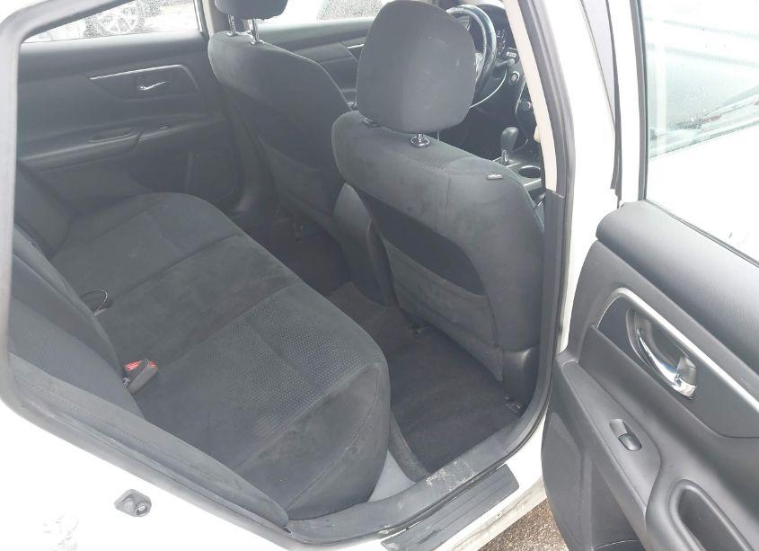 Photo 8 of 2015 Nissan Altima 2.5 SV (VIN 1N4AL3AP6FC433375)