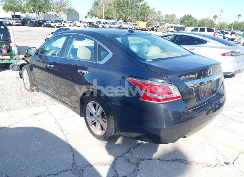 Photo 3 of 2015 Nissan Altima 2.5 SV (VIN 1N4AL3AP6FC435434)