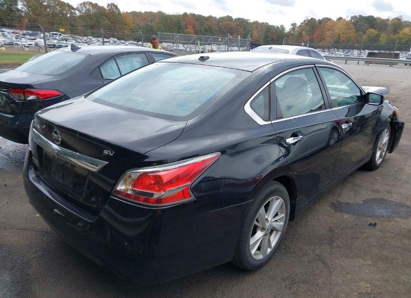 Photo 4 of 2015 Nissan Altima 2.5/2.5 S/2.5 SL/2.5 SV (VIN 1N4AL3AP6FC437698)