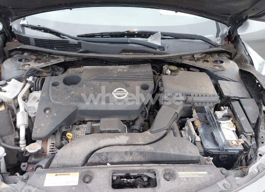 Photo 10 of 2015 Nissan Altima 2.5/2.5 S/2.5 SL/2.5 SV (VIN 1N4AL3AP6FC441976)
