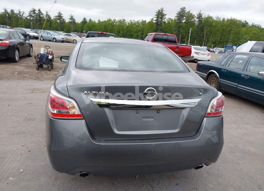 Photo 13 of 2015 Nissan Altima 2.5/2.5 S/2.5 SL/2.5 SV (VIN 1N4AL3AP6FC441976)