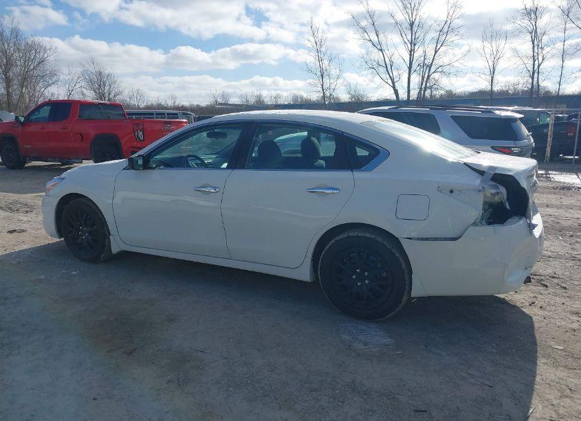 Photo 14 of 2015 Nissan Altima 2.5 S (VIN 1N4AL3AP6FC442982)