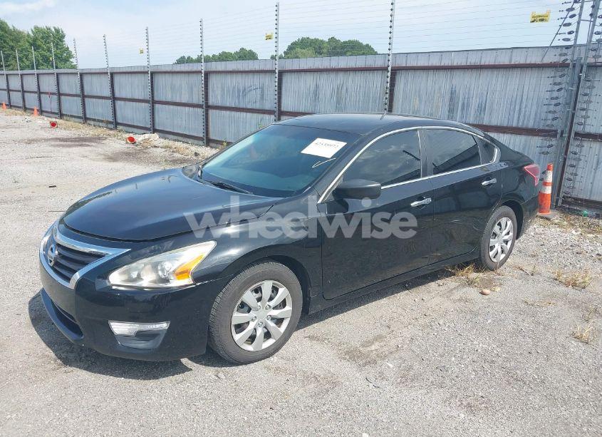 Photo 2 of 2015 Nissan Altima 2.5/2.5 S/2.5 SL/2.5 SV (VIN 1N4AL3AP6FC447423)
