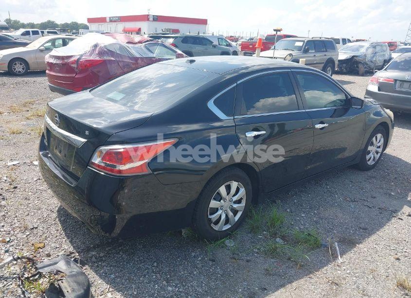Photo 4 of 2015 Nissan Altima 2.5/2.5 S/2.5 SL/2.5 SV (VIN 1N4AL3AP6FC447423)