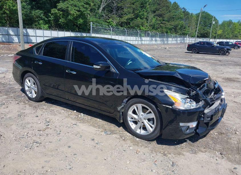 2015 Nissan Altima 2.5 SV (VIN 1N4AL3AP6FC466182) main photo