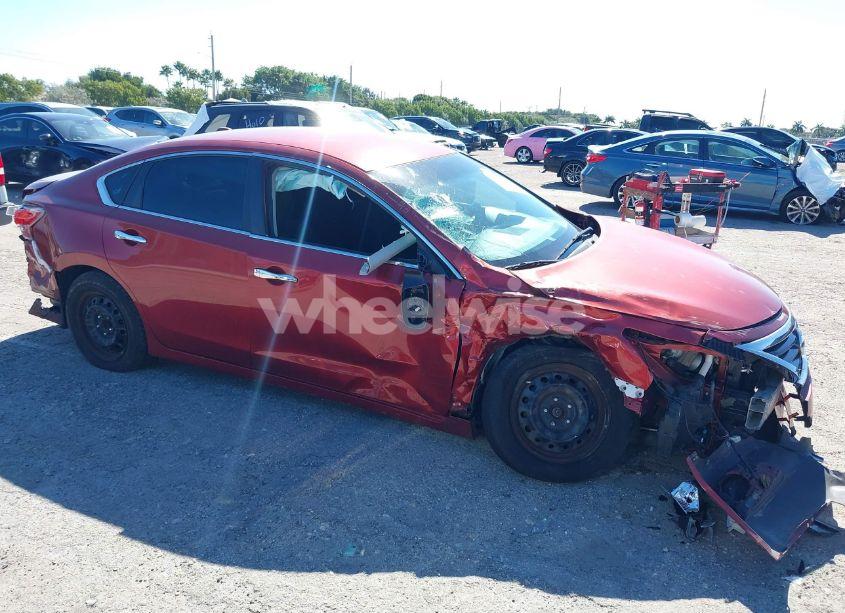 2015 Nissan Altima N/A (VIN 1N4AL3AP6FC480521) main photo