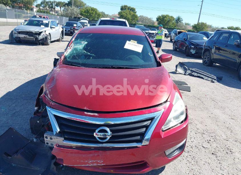 Photo 13 of 2015 Nissan Altima N/A (VIN 1N4AL3AP6FC480521)