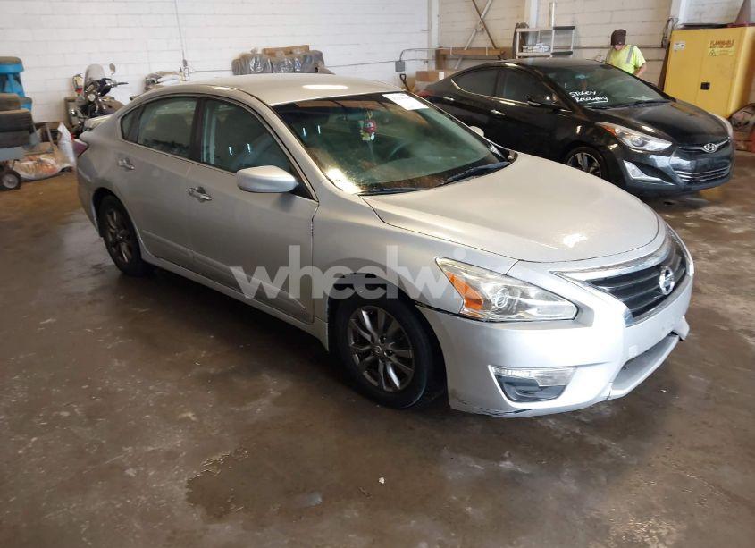 2015 Nissan Altima 2.5 S (VIN 1N4AL3AP6FC481510) main photo