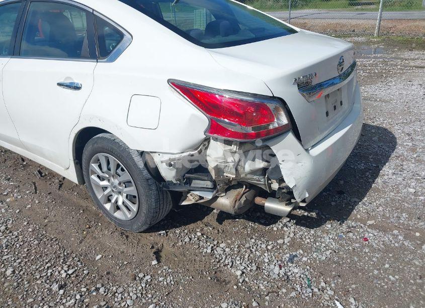 Photo 6 of 2015 Nissan Altima 2.5/2.5 S/2.5 SL/2.5 SV (VIN 1N4AL3AP6FC495102)