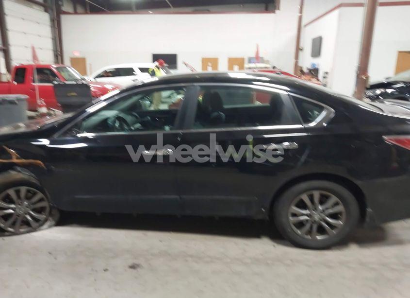 Photo 14 of 2015 Nissan Altima 2.5 S (VIN 1N4AL3AP6FC570073)