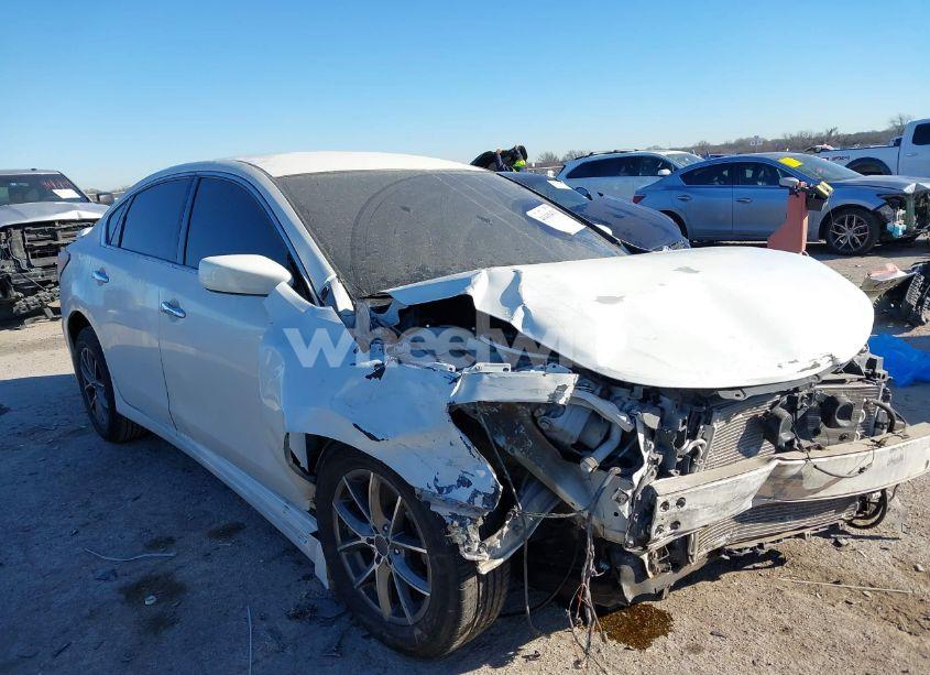 2015 Nissan Altima 2.5 S (VIN 1N4AL3AP6FC572258) main photo