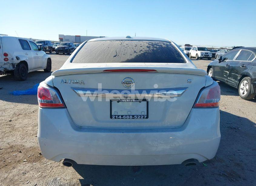 Photo 17 of 2015 Nissan Altima 2.5 S (VIN 1N4AL3AP6FC572258)