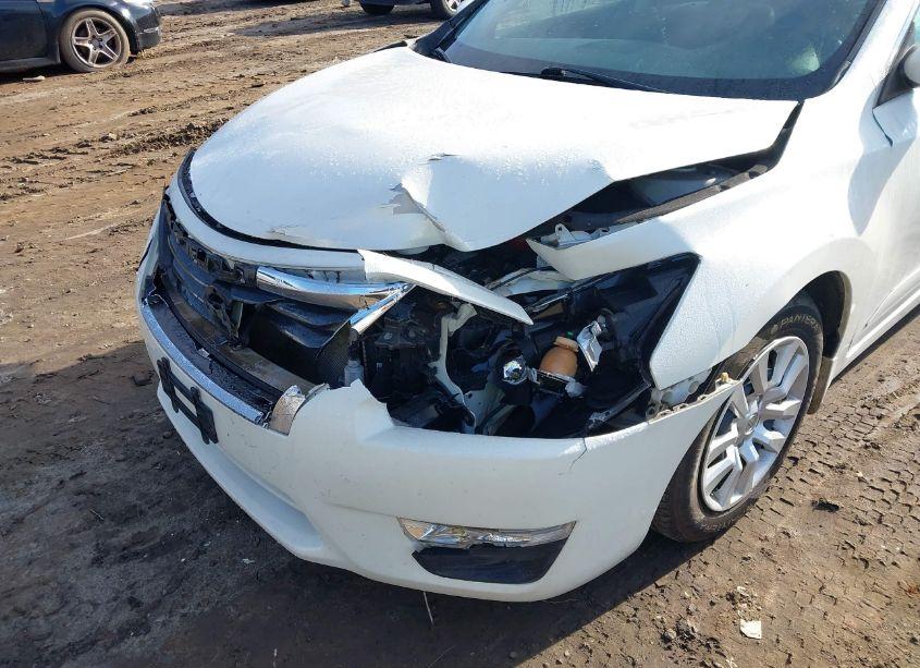 Photo 6 of 2015 Nissan Altima 2.5 S (VIN 1N4AL3AP6FC576956)