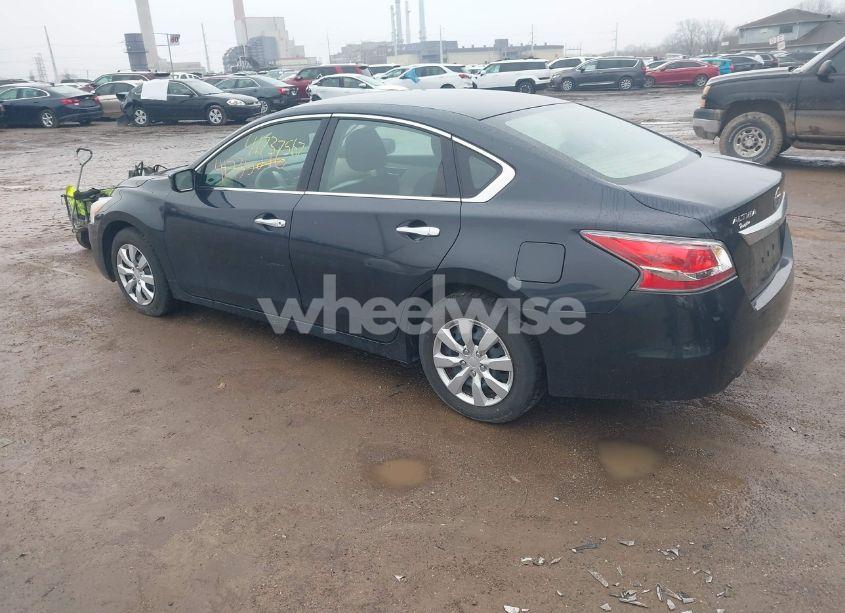 Photo 3 of 2015 Nissan Altima 2.5/2.5 S/2.5 SL/2.5 SV (VIN 1N4AL3AP6FN301544)