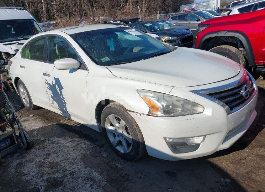 2015 Nissan Altima 2.5/2.5 S/2.5 SL/2.5 SV (VIN 1N4AL3AP6FN302015) main photo