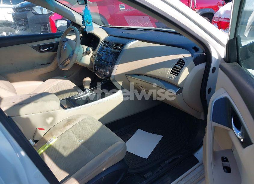 Photo 5 of 2015 Nissan Altima 2.5/2.5 S/2.5 SL/2.5 SV (VIN 1N4AL3AP6FN302015)