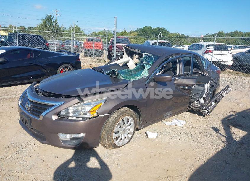 Photo 2 of 2015 Nissan Altima 2.5/2.5 S/2.5 SL/2.5 SV (VIN 1N4AL3AP6FN302712)