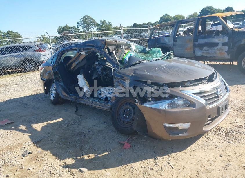 Photo 6 of 2015 Nissan Altima 2.5/2.5 S/2.5 SL/2.5 SV (VIN 1N4AL3AP6FN302712)