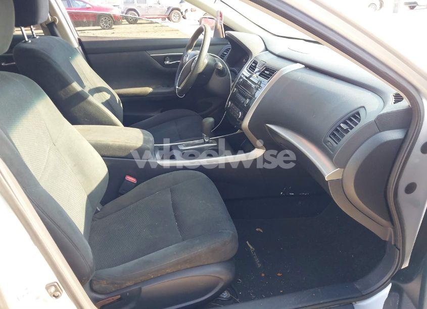 Photo 5 of 2015 Nissan Altima 2.5 S (VIN 1N4AL3AP6FN304296)