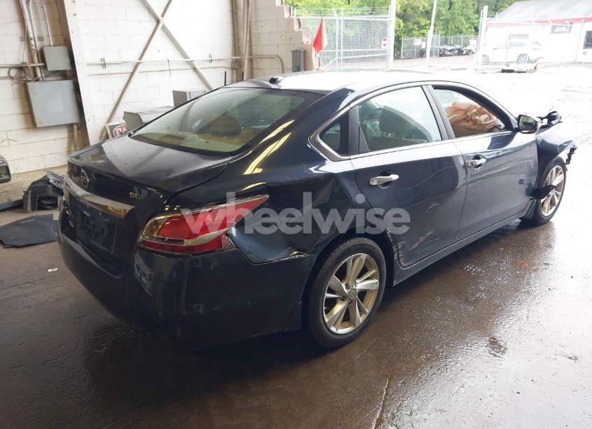 Photo 4 of 2015 Nissan Altima 2.5 SL (VIN 1N4AL3AP6FN308722)
