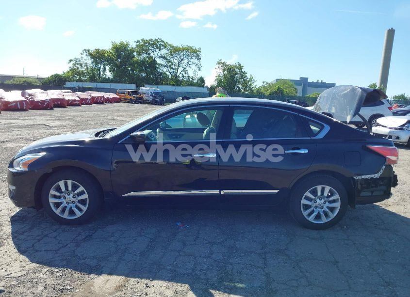 Photo 13 of 2015 Nissan Altima 2.5 S (VIN 1N4AL3AP6FN309367)