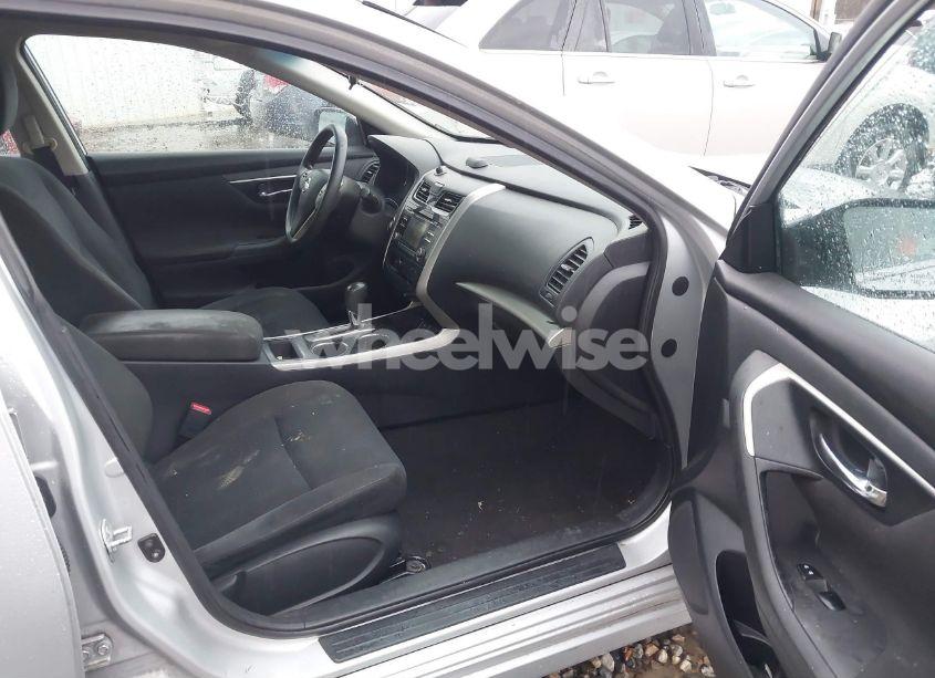 Photo 5 of 2015 Nissan Altima 2.5/2.5 S/2.5 SL/2.5 SV (VIN 1N4AL3AP6FN320899)