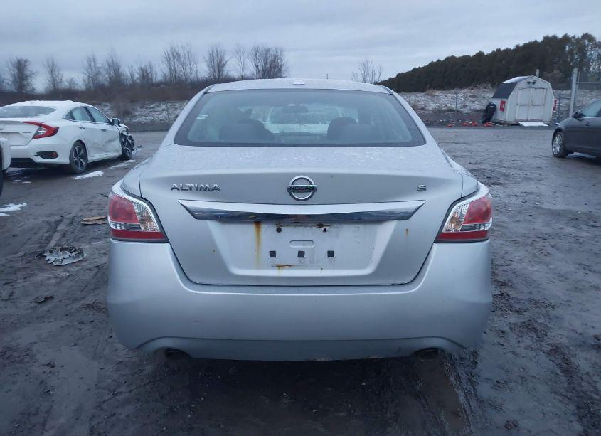 Photo 15 of 2015 Nissan Altima 2.5/2.5 S/2.5 SL/2.5 SV (VIN 1N4AL3AP6FN321597)