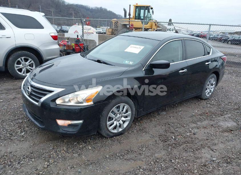 Photo 2 of 2015 Nissan Altima N/A (VIN 1N4AL3AP6FN321969)
