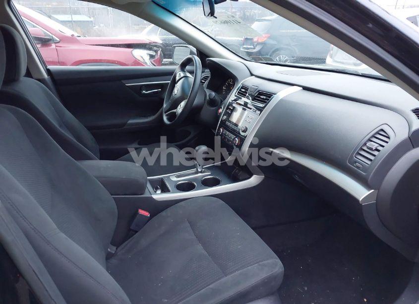 Photo 5 of 2015 Nissan Altima N/A (VIN 1N4AL3AP6FN321969)