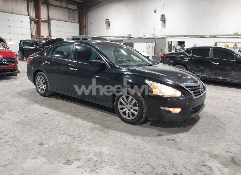 2015 Nissan Altima 2.5/2.5 S/2.5 SL/2.5 SV (VIN 1N4AL3AP6FN323172) main photo