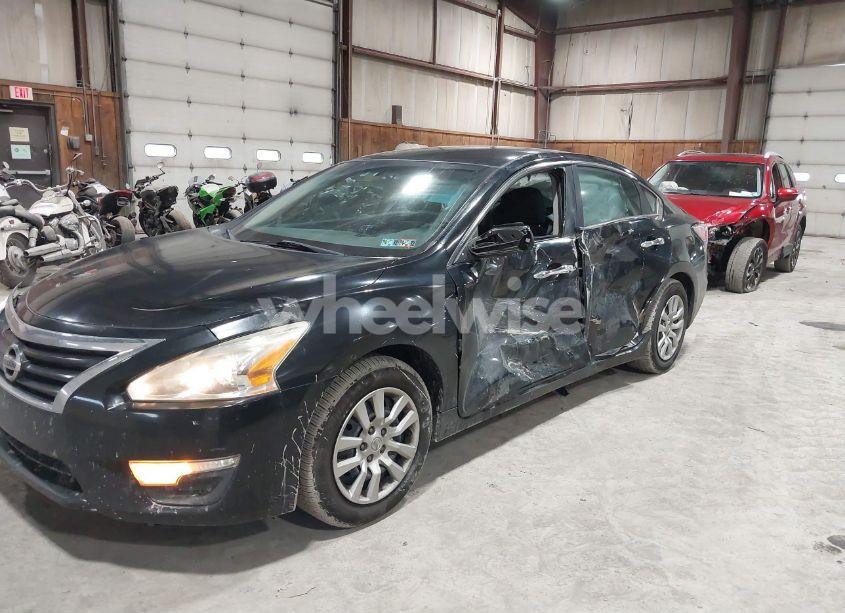 Photo 13 of 2015 Nissan Altima 2.5/2.5 S/2.5 SL/2.5 SV (VIN 1N4AL3AP6FN323172)