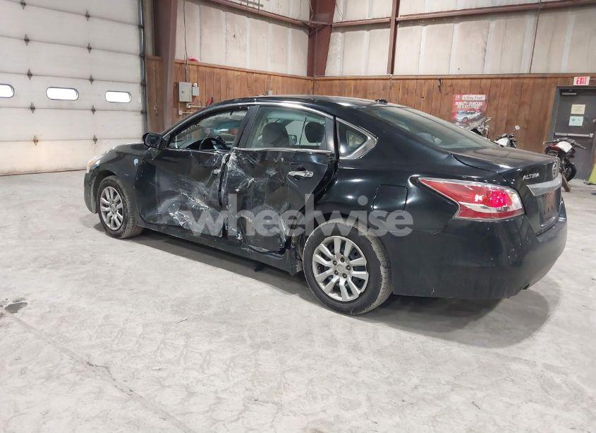 Photo 3 of 2015 Nissan Altima 2.5/2.5 S/2.5 SL/2.5 SV (VIN 1N4AL3AP6FN323172)