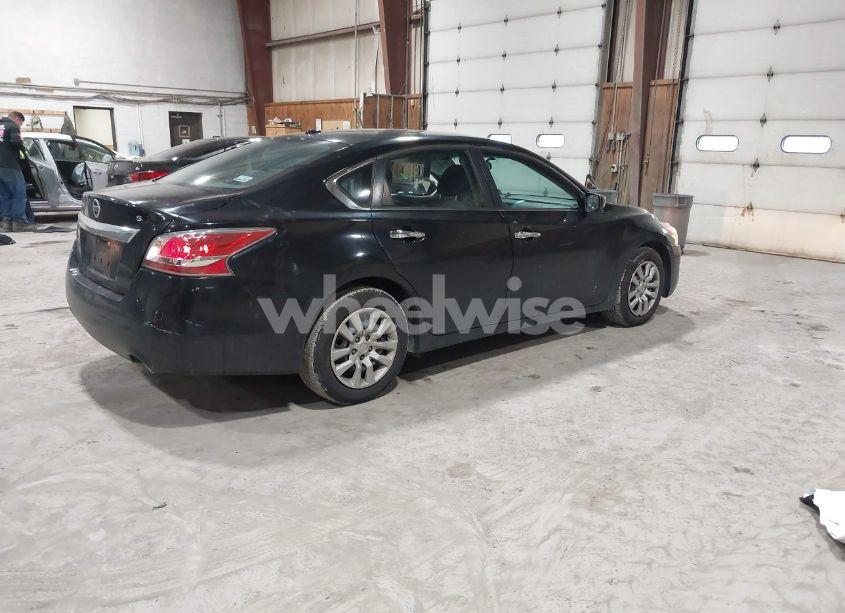 Photo 4 of 2015 Nissan Altima 2.5/2.5 S/2.5 SL/2.5 SV (VIN 1N4AL3AP6FN323172)