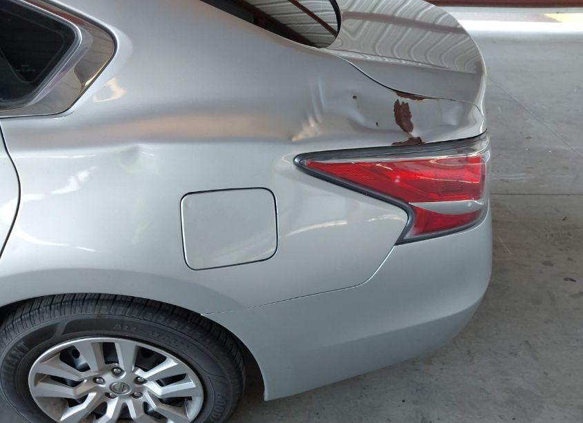 Photo 12 of 2015 Nissan Altima 2.5/2.5 S/2.5 SL/2.5 SV (VIN 1N4AL3AP6FN325066)