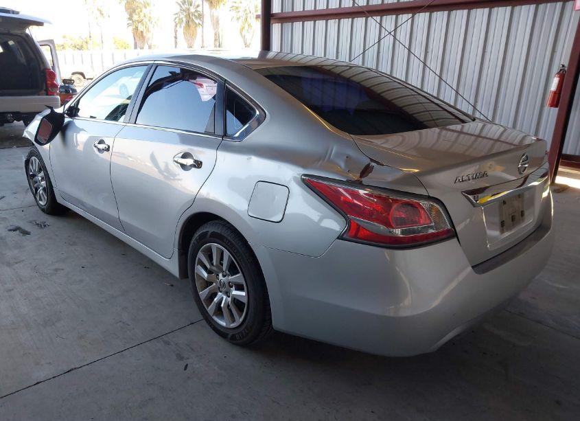Photo 3 of 2015 Nissan Altima 2.5/2.5 S/2.5 SL/2.5 SV (VIN 1N4AL3AP6FN325066)