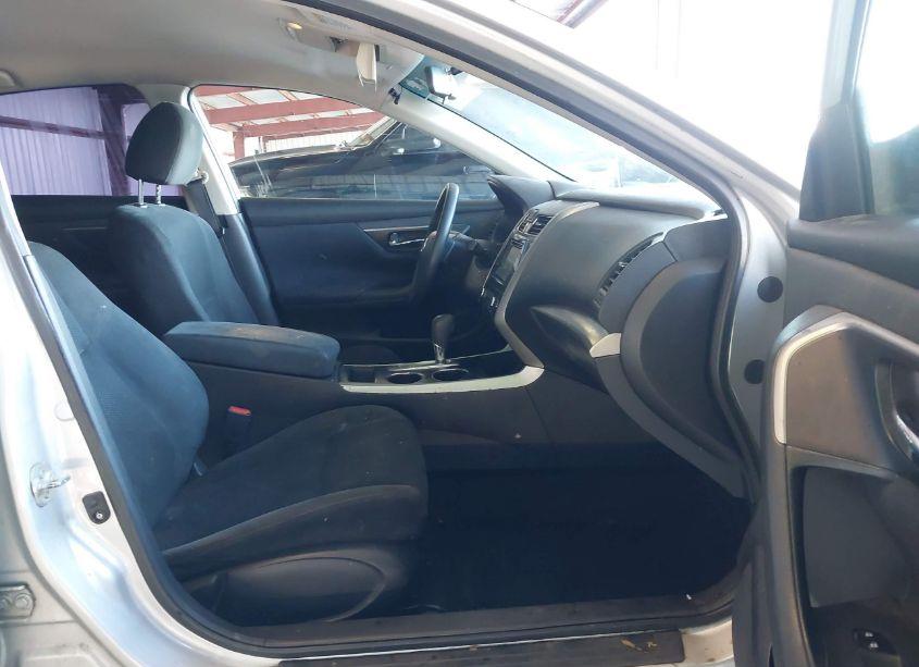Photo 5 of 2015 Nissan Altima 2.5/2.5 S/2.5 SL/2.5 SV (VIN 1N4AL3AP6FN325066)