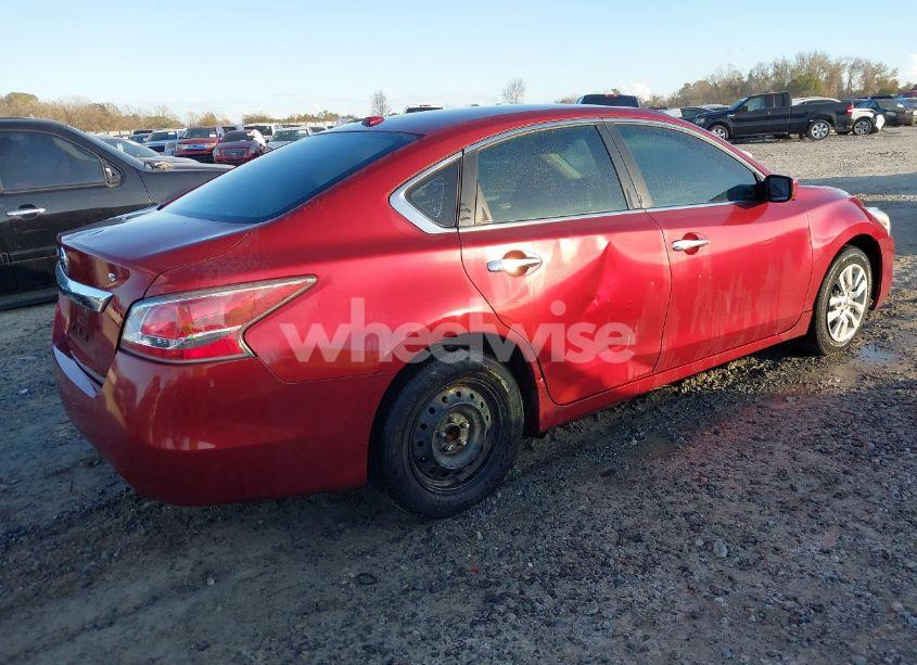 Photo 4 of 2015 Nissan Altima 2.5/2.5 S/2.5 SL/2.5 SV (VIN 1N4AL3AP6FN332390)