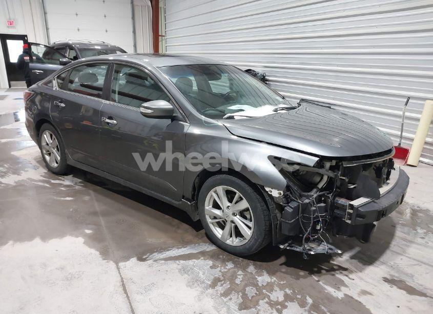2015 Nissan Altima 2.5 SL (VIN 1N4AL3AP6FN350890) main photo
