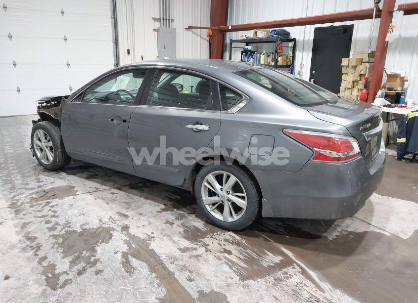 Photo 3 of 2015 Nissan Altima 2.5 SL (VIN 1N4AL3AP6FN350890)