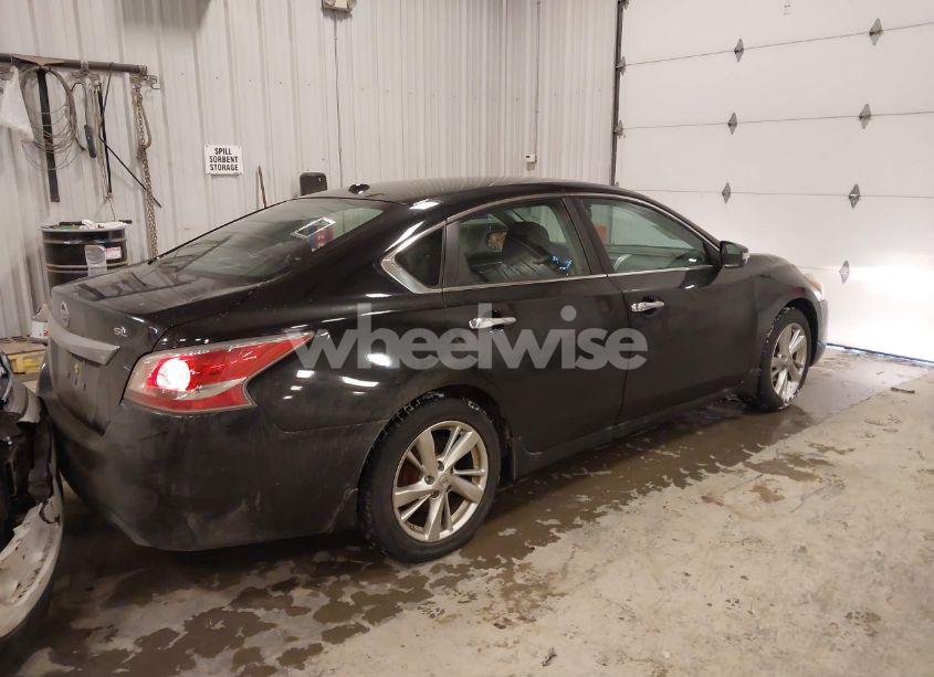 Photo 4 of 2015 Nissan Altima 2.5 SL (VIN 1N4AL3AP6FN362747)