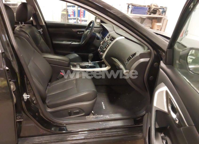 Photo 5 of 2015 Nissan Altima 2.5 SL (VIN 1N4AL3AP6FN362747)