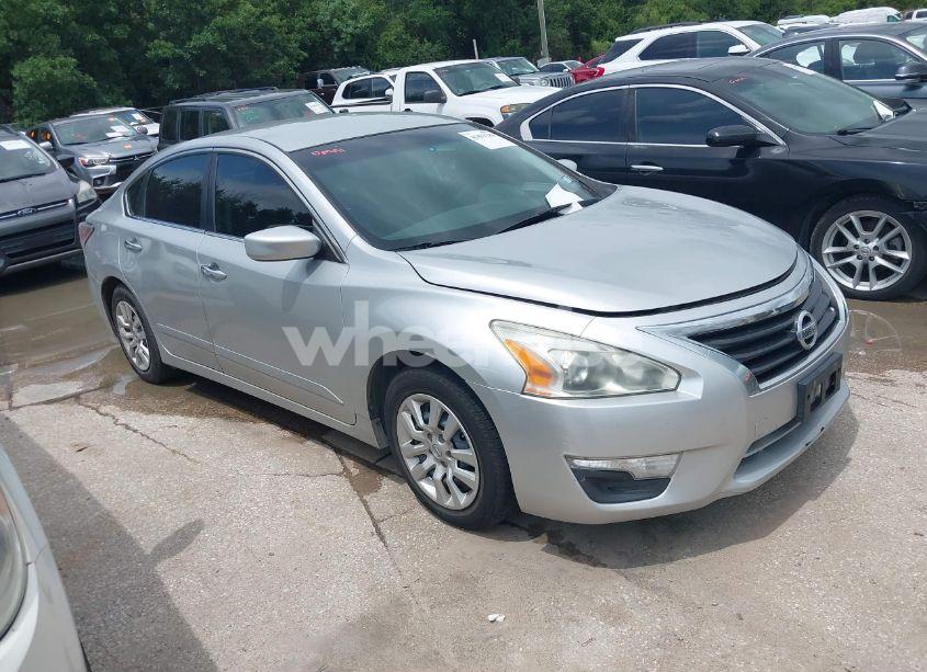 2015 Nissan Altima 2.5 S (VIN 1N4AL3AP6FN372890) main photo